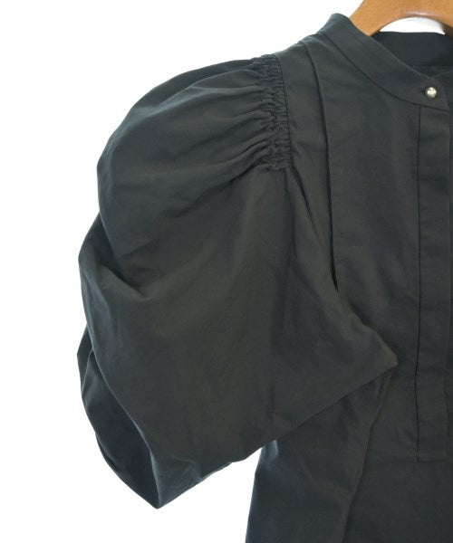 INella เสื้อลำลอง