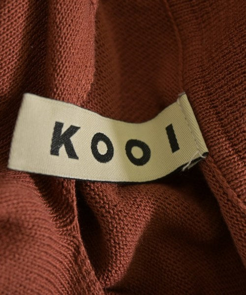 KOOI เสื้อกันหนาว