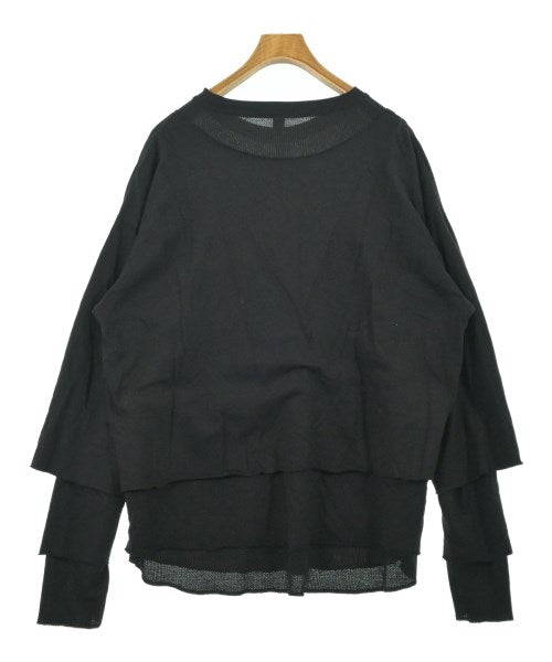 KOOI เสื้อยืด/เสื้อท็อปส์