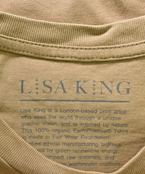 LISA KING เสื้อยืด/เสื้อท็อปส์