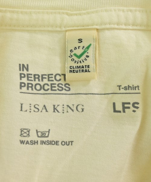 LISA KING เสื้อยืด/เสื้อท็อปส์