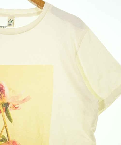 LISA KING เสื้อยืด/เสื้อท็อปส์