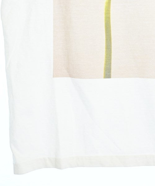 LISA KING เสื้อยืด/เสื้อท็อปส์