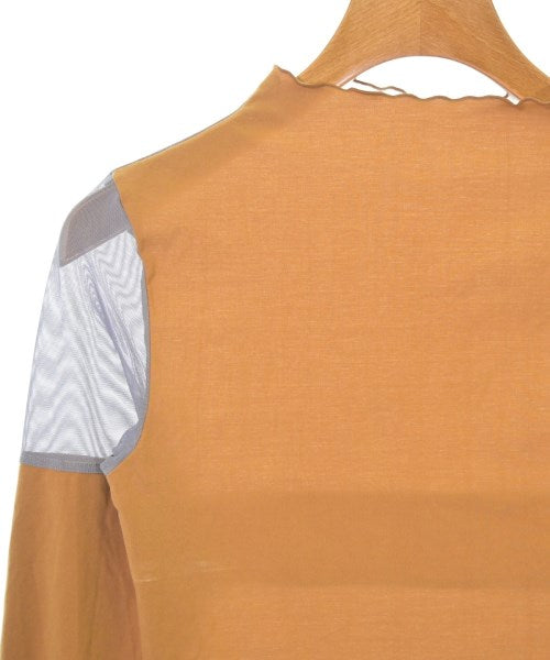 OVERNEATH เสื้อยืด/เสื้อท็อปส์
