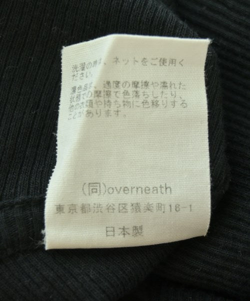 OVERNEATH เสื้อยืด/เสื้อท็อปส์
