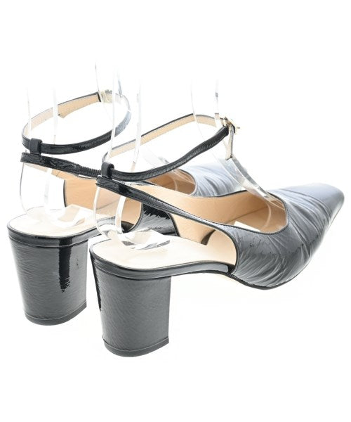 2.718 รองเท้าส้นสูง