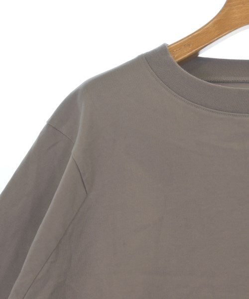 10 เสื้อยืด/เสื้อท็อปส์