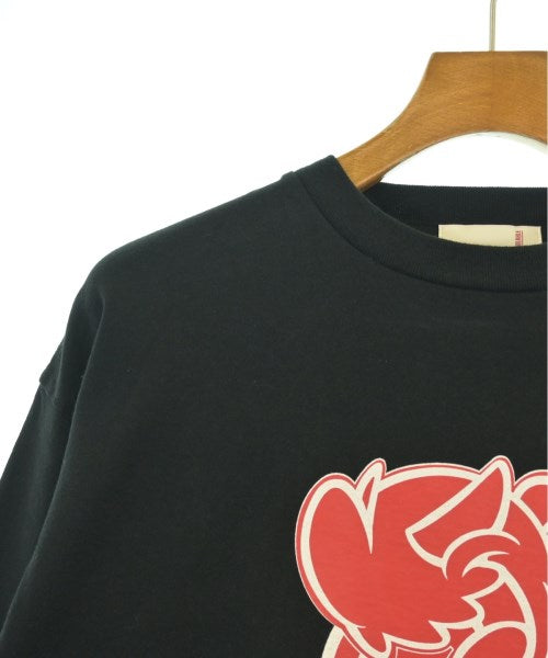 EMOTIONALLY UNAVAILABLE เสื้อยืด/เสื้อท็อปส์