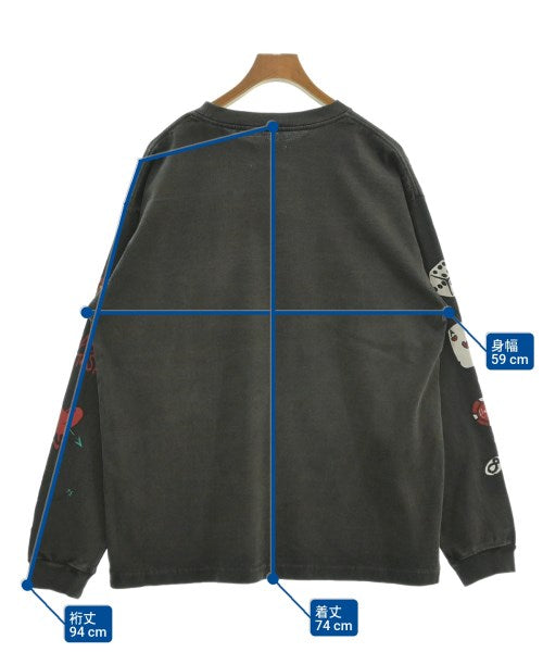 EMOTIONALLY UNAVAILABLE เสื้อยืด/เสื้อท็อปส์