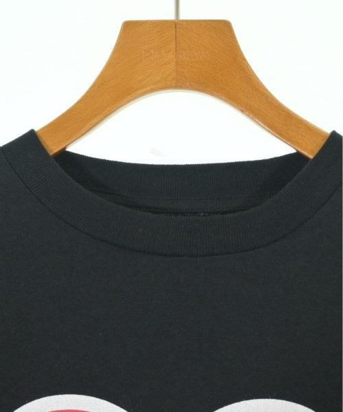 EMOTIONALLY UNAVAILABLE เสื้อยืด/เสื้อท็อปส์