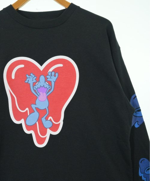 EMOTIONALLY UNAVAILABLE เสื้อยืด/เสื้อท็อปส์