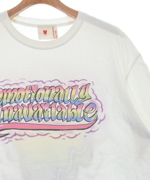 EMOTIONALLY UNAVAILABLE เสื้อยืด/เสื้อท็อปส์