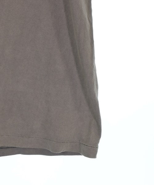 EMOTIONALLY UNAVAILABLE เสื้อยืด/เสื้อท็อปส์