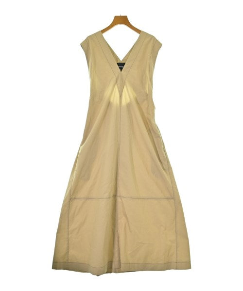 IHATOV ชุดเดรส