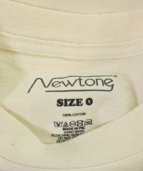 NEWTONE เสื้อยืด/เสื้อท็อปส์