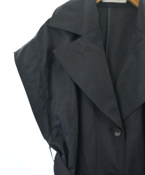 THE PAUSE เสื้อกันฝน