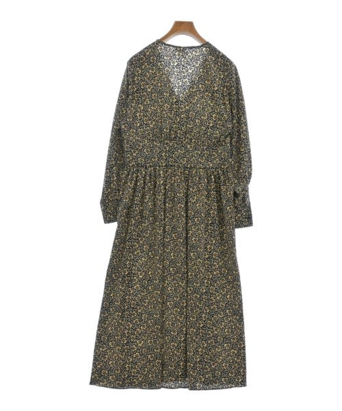 thint by URBAN RESEARCH DOORS เดรสที่เป็นเสื้อเชิ้ตตัวยาว