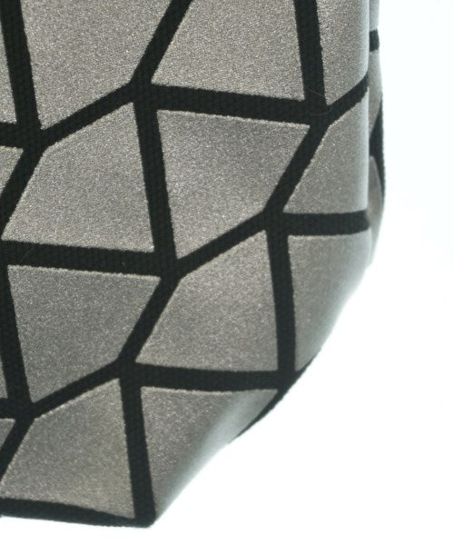 chi.wata กระเป๋าสะพาย