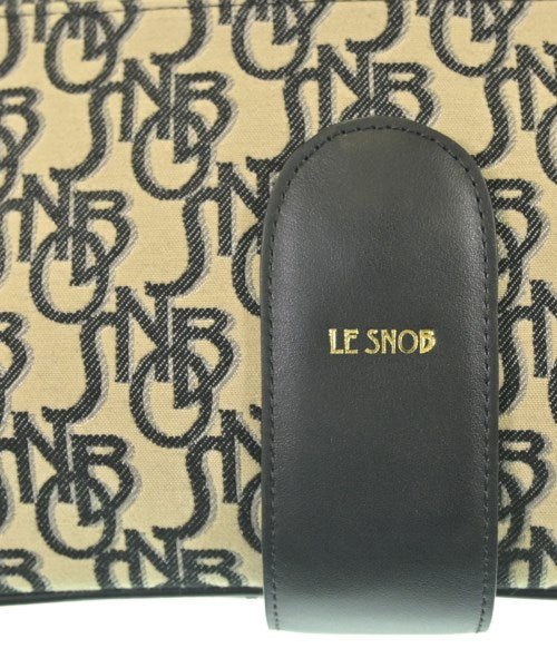 LESNOB กระเป๋าถือ