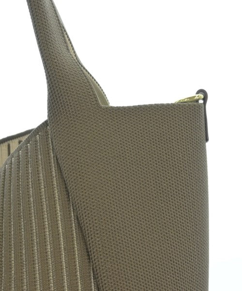 qbag paris กระเป๋าถือ