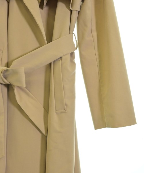 BEAUTE DE OPAQUE เสื้อกันฝน