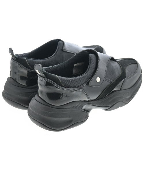 OAO รองเท้าผ้าใบ