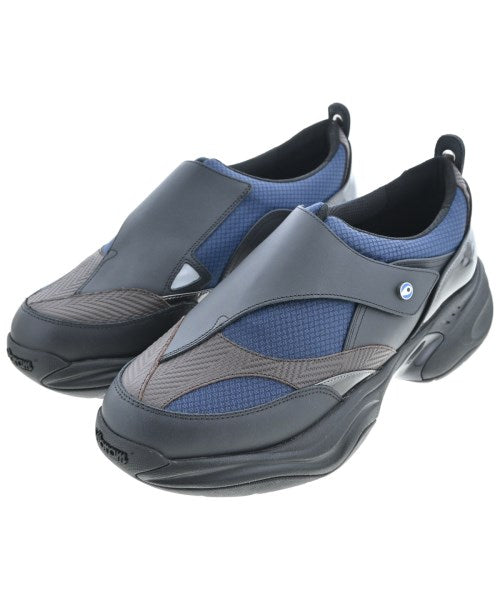 OAO รองเท้าผ้าใบ