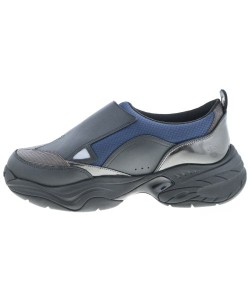 OAO รองเท้าผ้าใบ