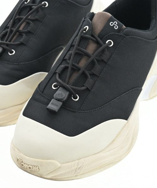 OAO รองเท้าผ้าใบ