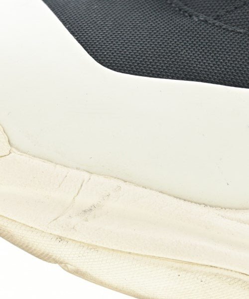 OAO รองเท้าผ้าใบ