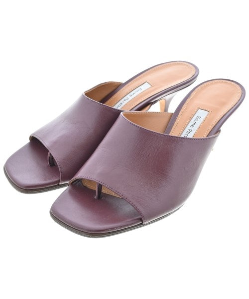 Emme Parsons รองเท้าส้นสูง