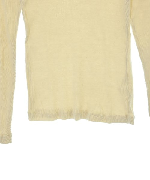signe เสื้อยืด/เสื้อท็อปส์