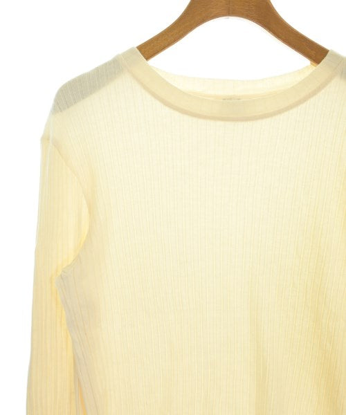 signe เสื้อยืด/เสื้อท็อปส์