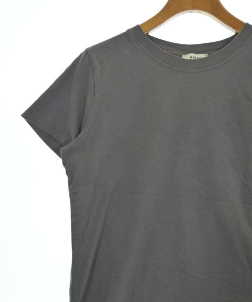 signe เสื้อยืด/เสื้อท็อปส์
