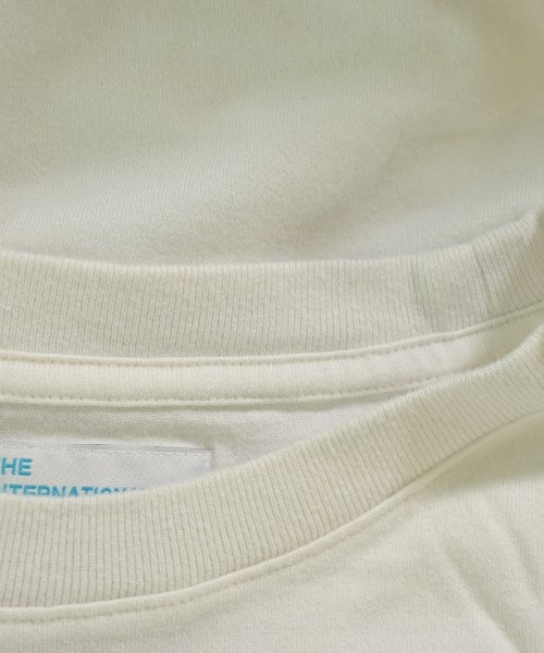 THE INTERNATIONAL IMAGES COLLECTION เสื้อยืด/เสื้อท็อปส์