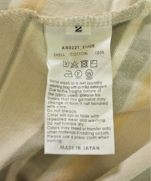 ANEI เสื้อยืด/เสื้อท็อปส์