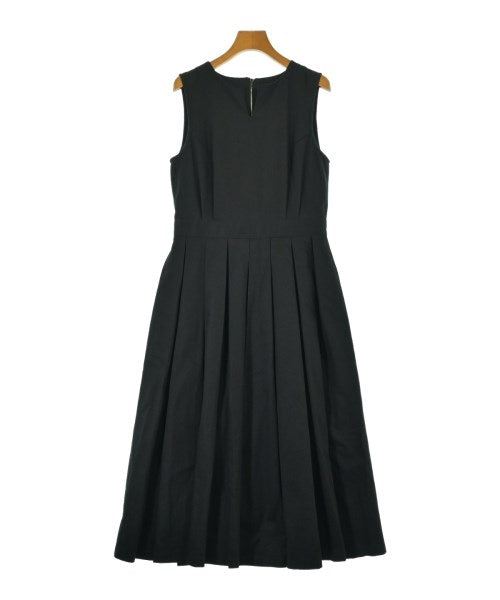 foufou ชุดเดรส