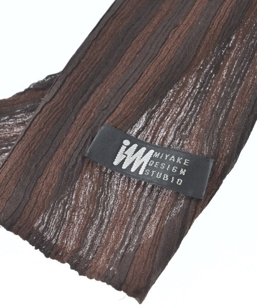 im MIYAKE DESIGN STUDIO ผ้าคลุมไหล่