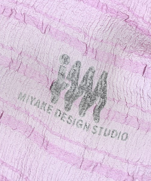 im MIYAKE DESIGN STUDIO ผ้าคลุมไหล่