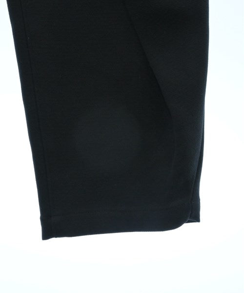 IZZUE กางเกง อื่น