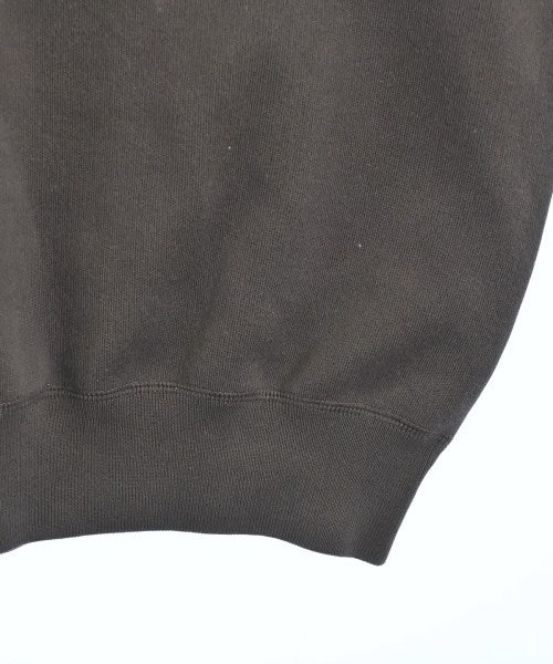 RYE TENDER เสื้อยืด/เสื้อท็อปส์