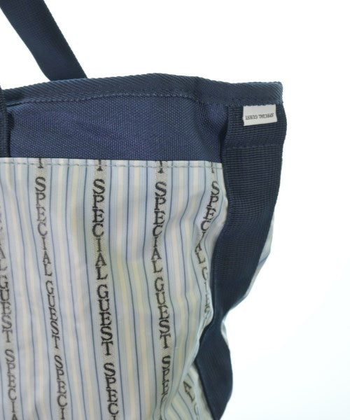 SPECIAL GUEST กระเป๋าสะพาย