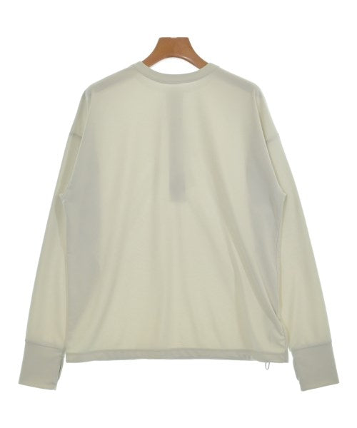 UNFILO เสื้อยืด/เสื้อท็อปส์