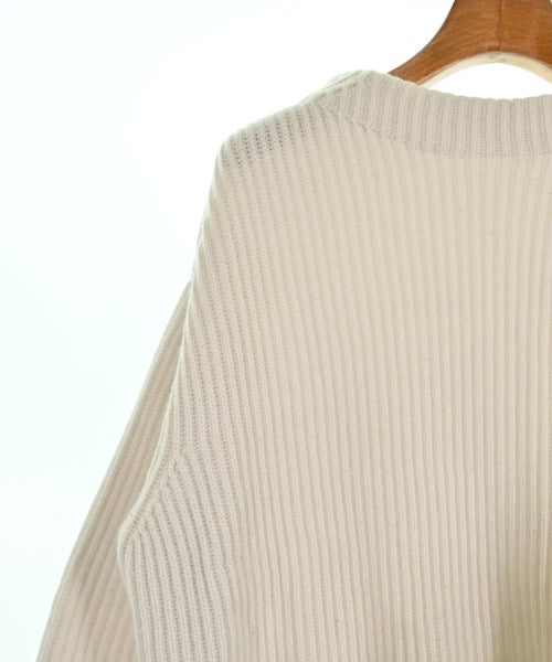 UNFILO เสื้อกันหนาว