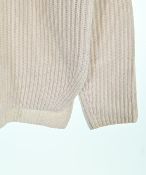 UNFILO เสื้อกันหนาว