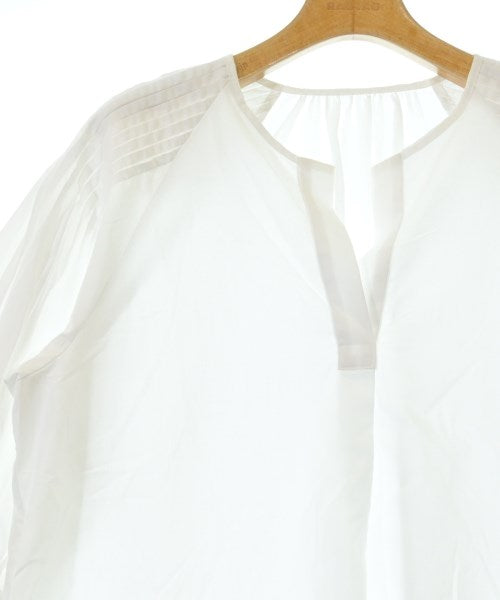 UNFILO เสื้อสตรี