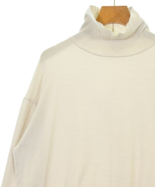 UNFILO เสื้อกันหนาว
