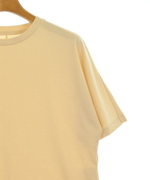 UNFILO เสื้อยืด/เสื้อท็อปส์