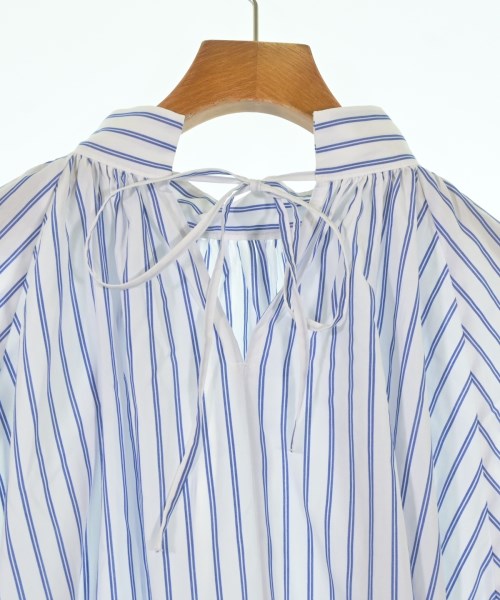 UNFILO เสื้อสตรี