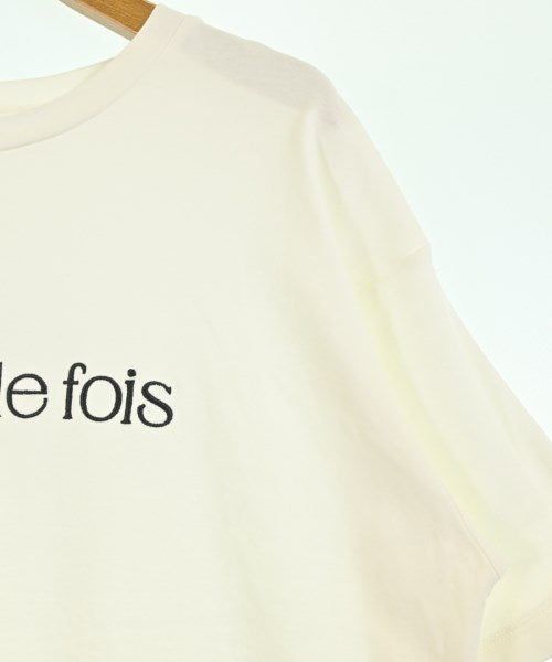 UNFILO เสื้อยืด/เสื้อท็อปส์
